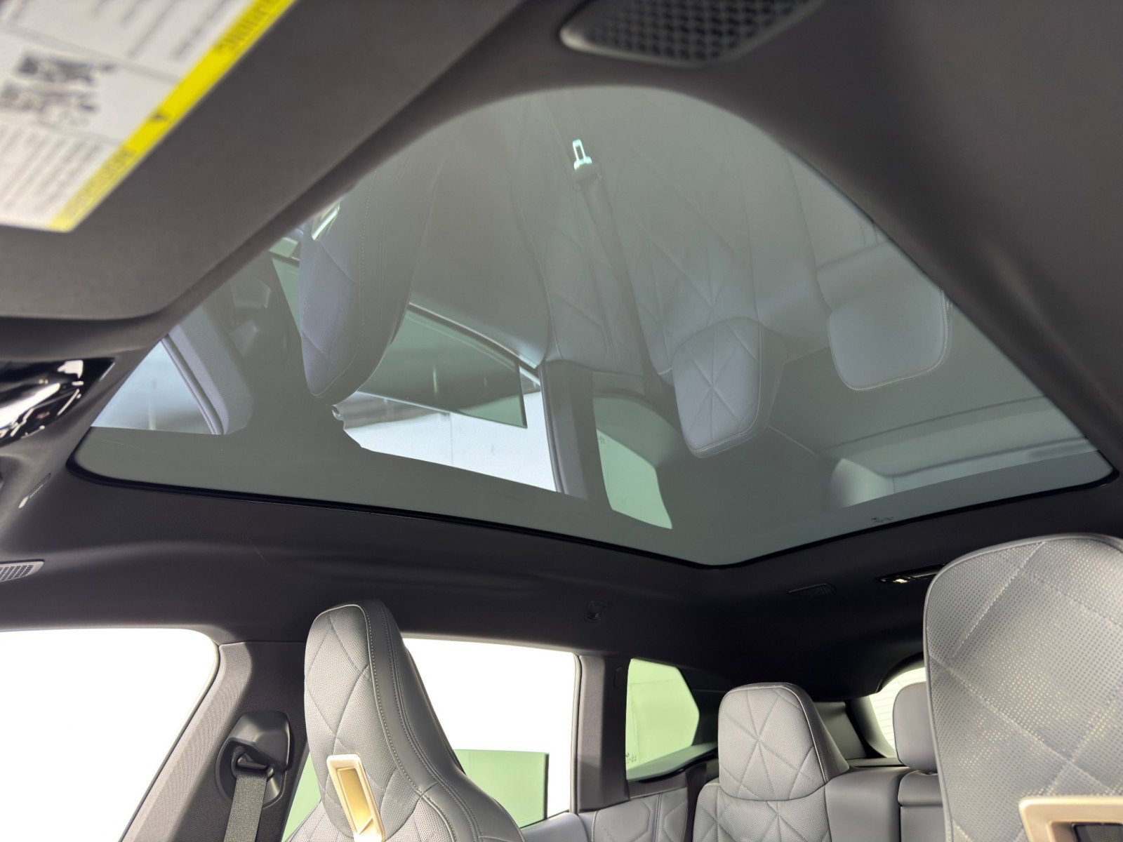 Used 2023 BMW iX M60 w/ Executive Package image 11