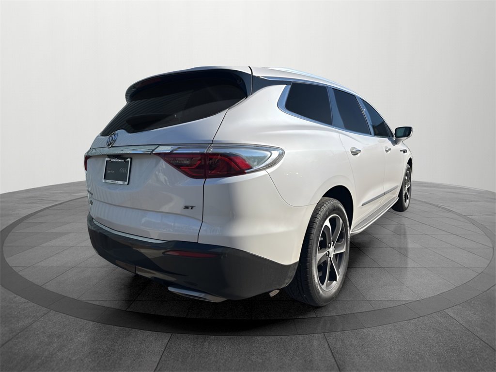 Used 2022 Buick Enclave Essence w/ Experience Buick Package image 5