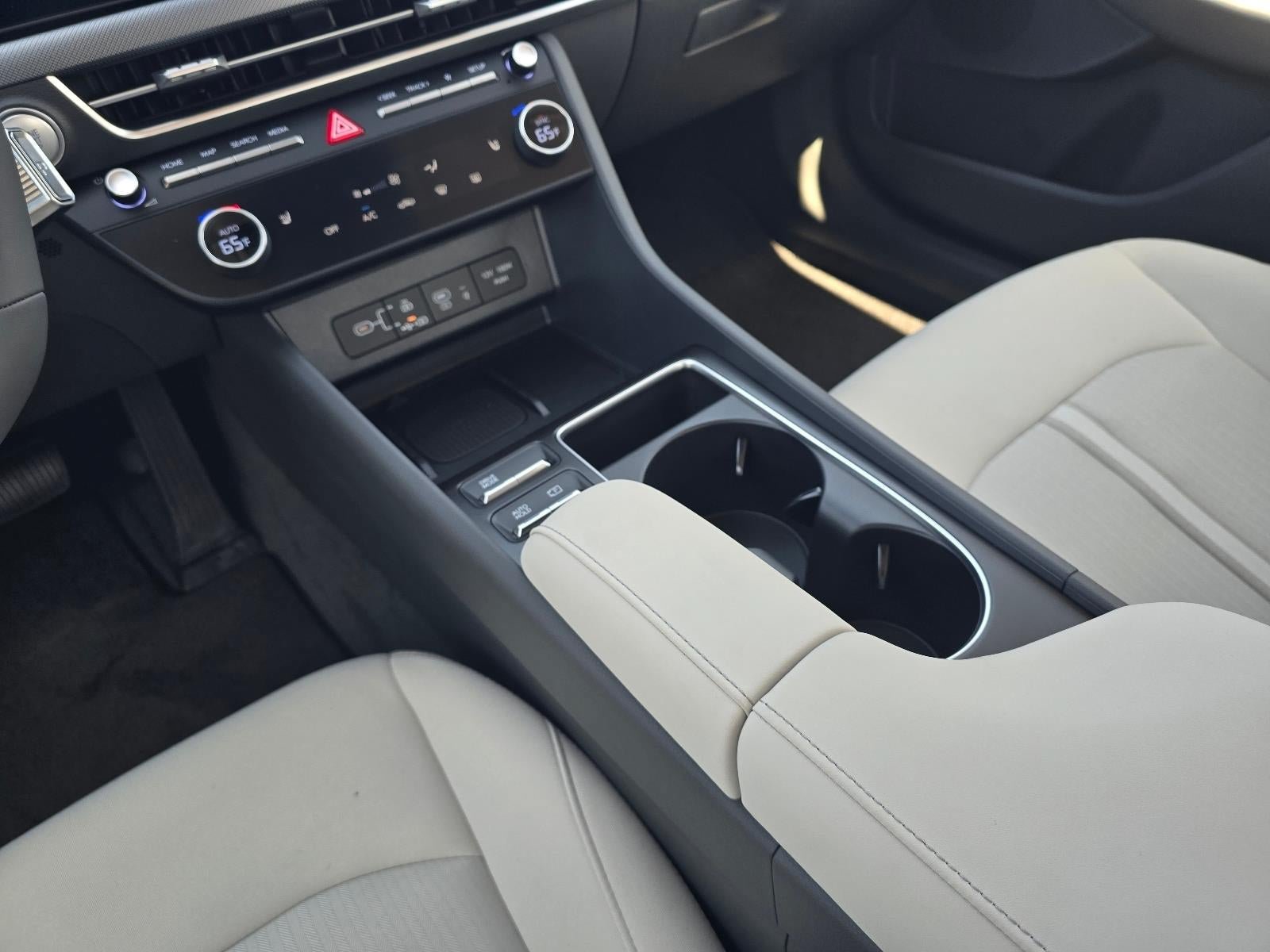 New 2026 Hyundai Sonata SEL FWD image 16