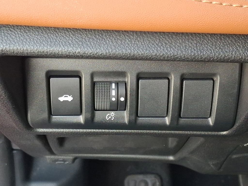 Used 2020 Subaru Legacy Touring XT image 25