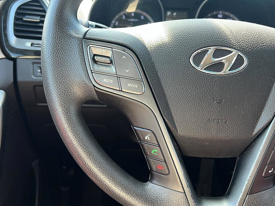 Used 2017 Hyundai Santa Fe Sport FWD image 10