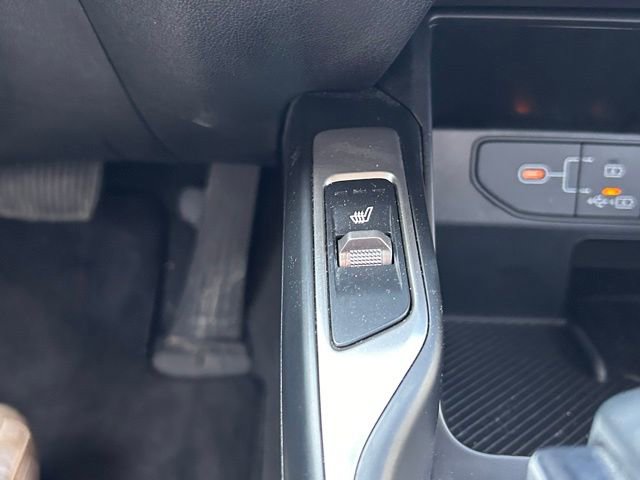 Used 2025 Kia Sorento S image 28