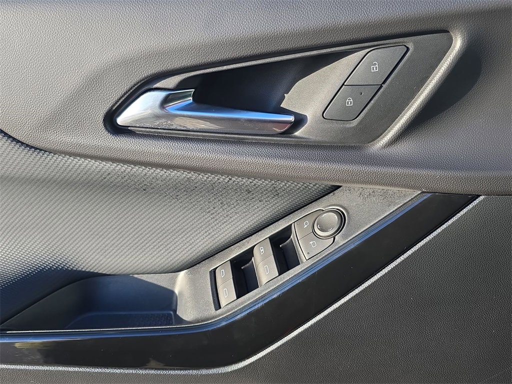 Certified 2026 Chevrolet Equinox LT w/ Safety and Technology Package image 24