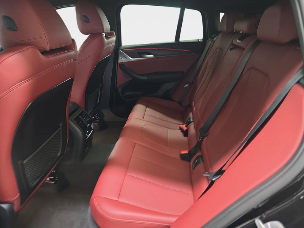 Certified 2024 BMW X4 xDrive30i w/ Premium Package image 14