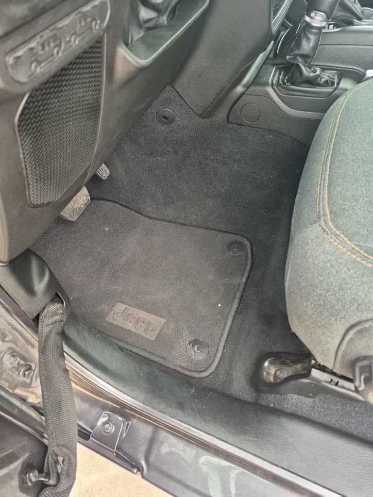 Certified 2024 Jeep Wrangler Sport S AWD/4WD image 16