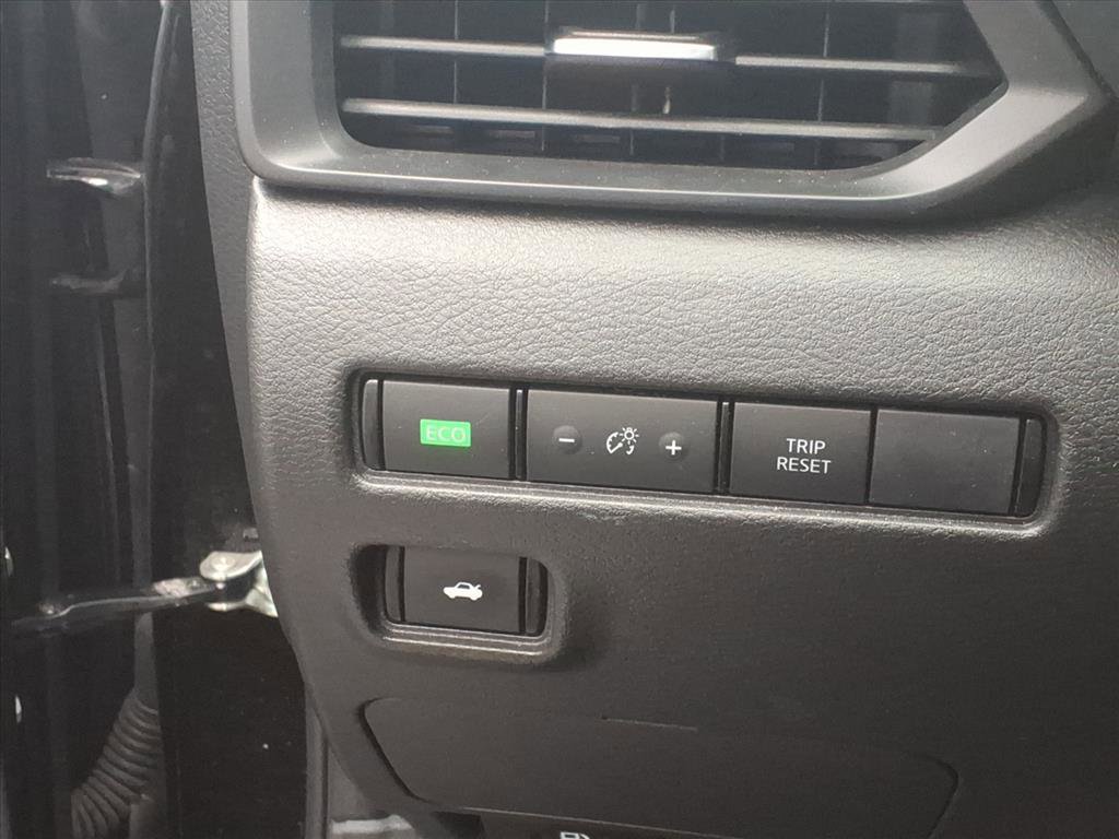 Used 2024 Nissan Sentra S image 22