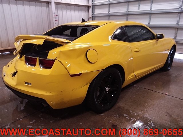 Used 2013 Chevrolet Camaro LT RWD image 6