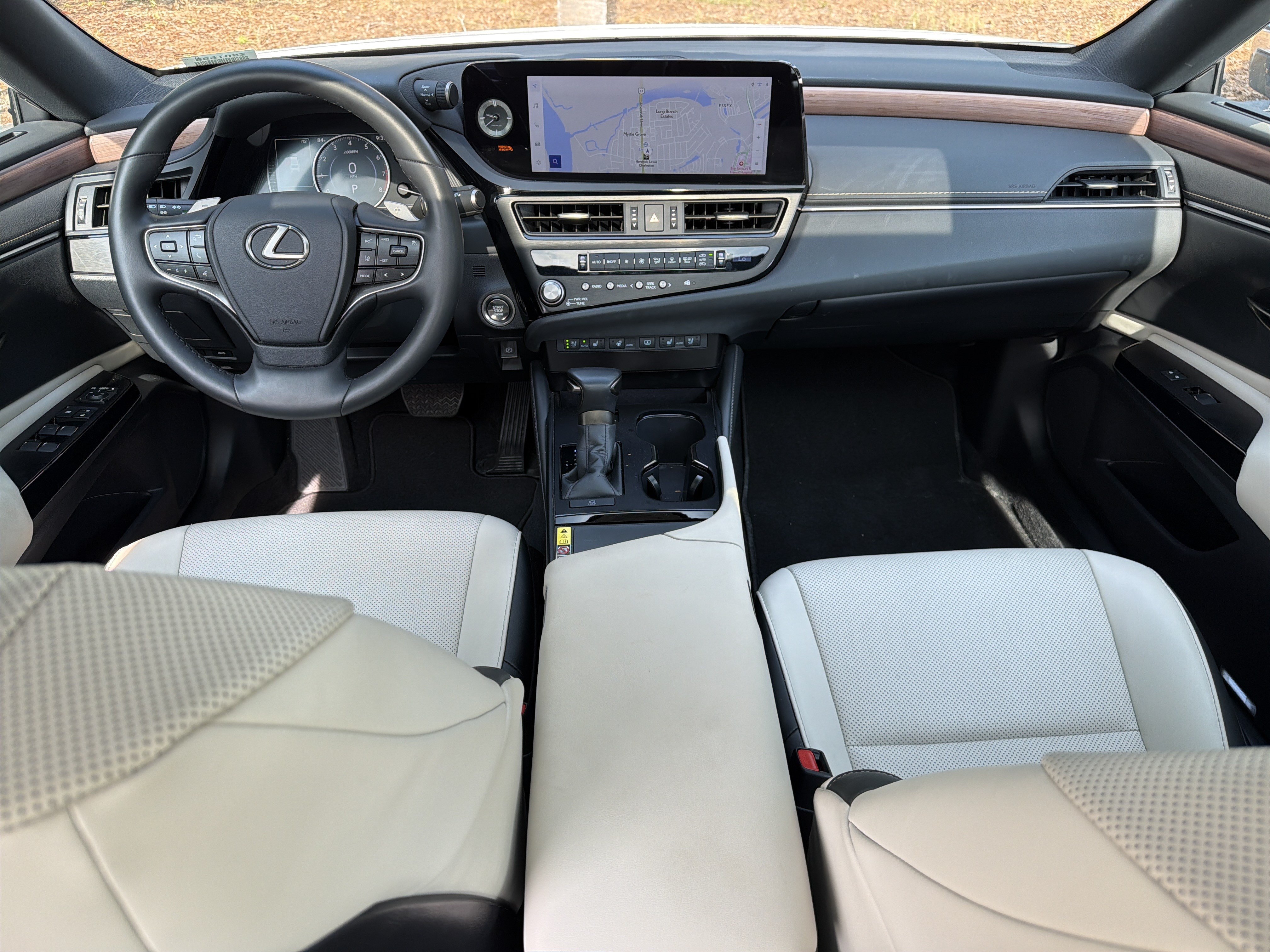 Used 2025 Lexus ES 350 w/ Premium Package FWD image 32