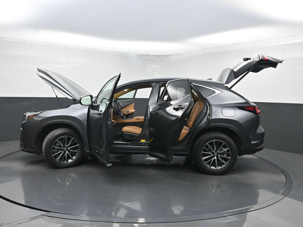 Used 2025 Lexus NX 250 FWD w/ Accessory Package (Z2) image 38