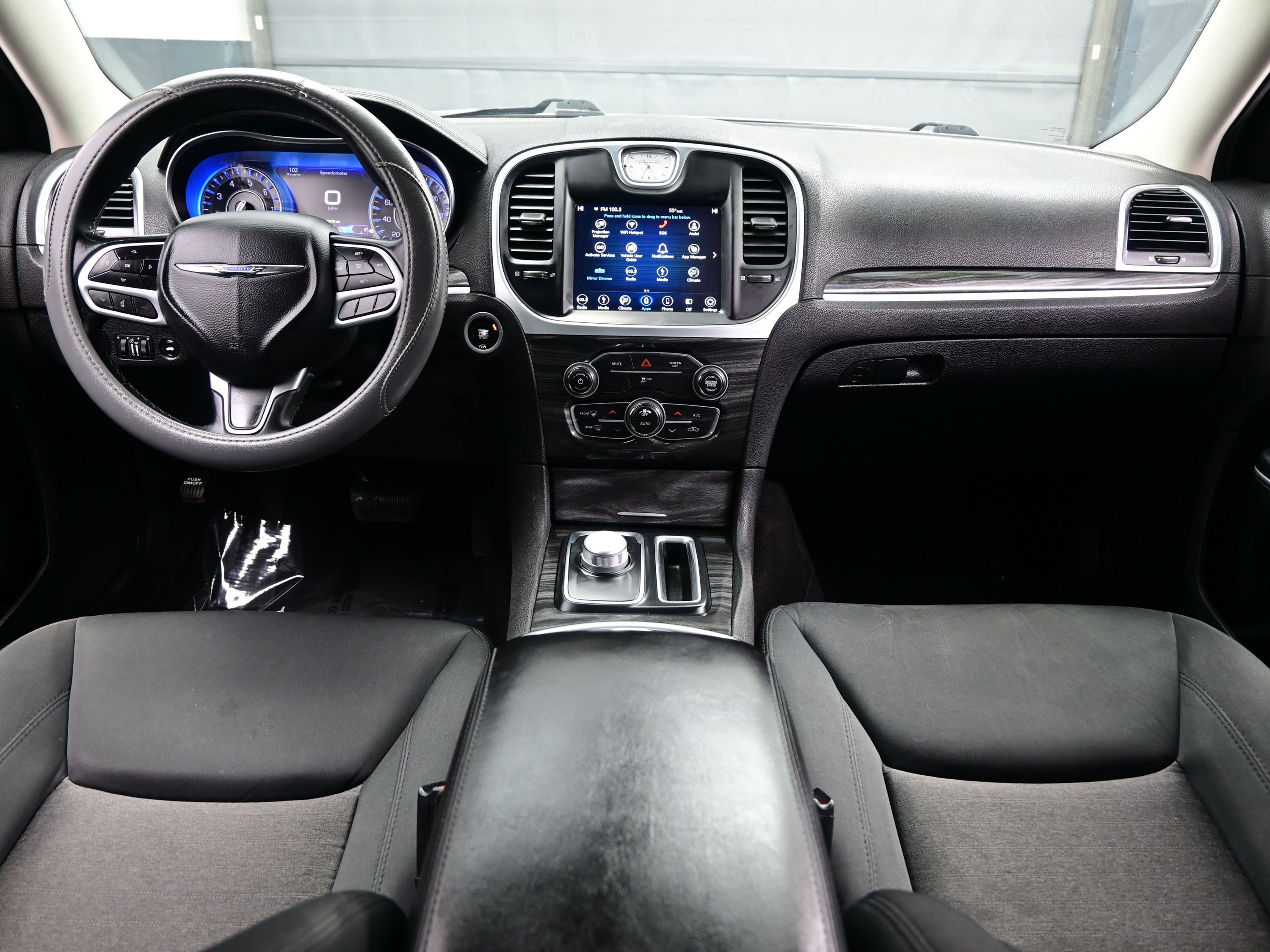 Used 2018 Chrysler 300 Touring image 17