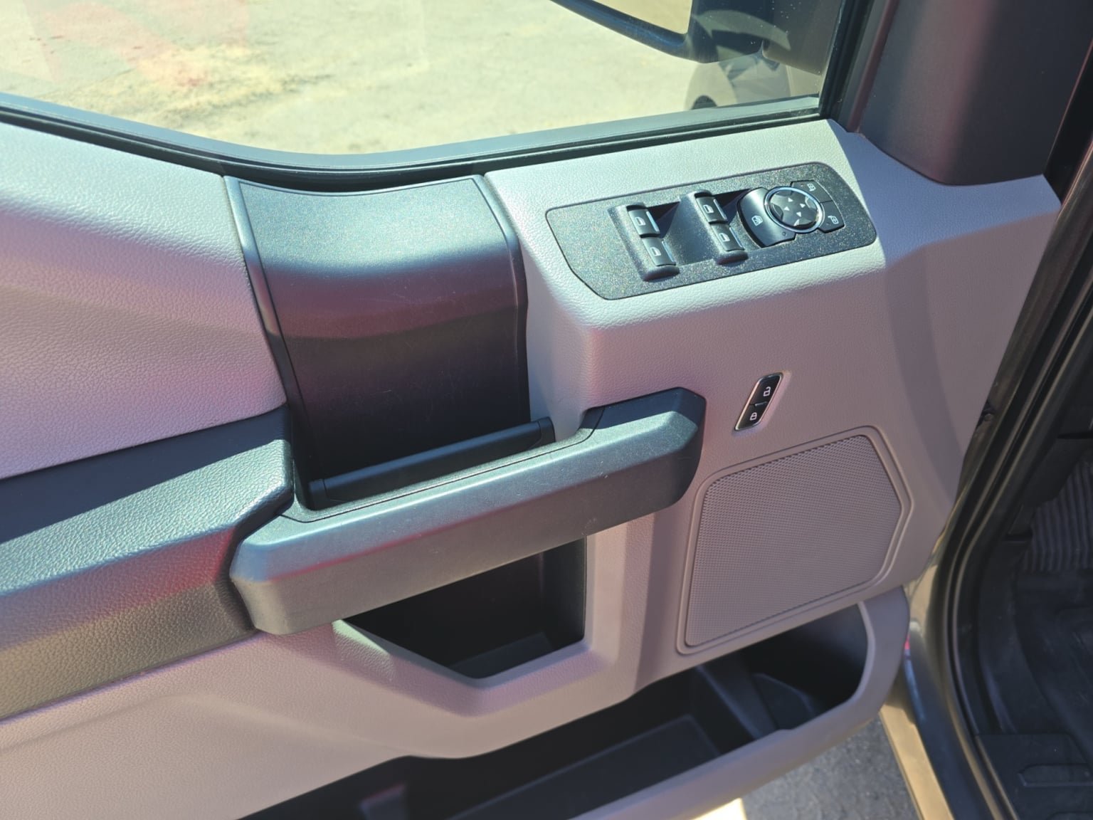 Used 2020 Ford F150 XL w/ Equipment Group 101A Mid RWD image 11