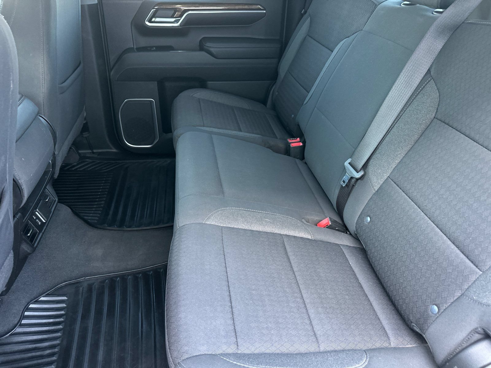 Used 2023 GMC Sierra 1500 SLE AWD/4WD image 12