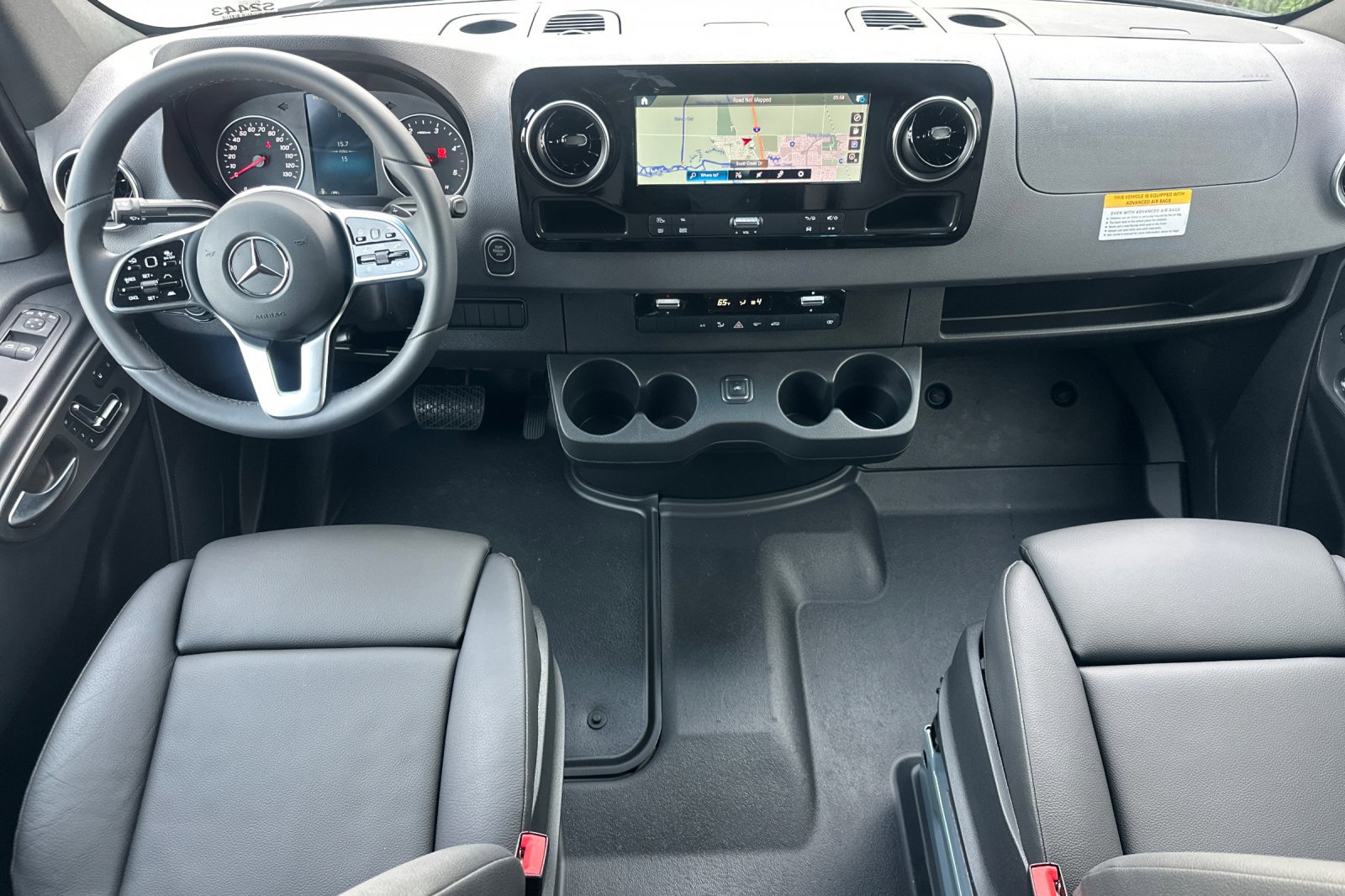 New 2024 Mercedes-Benz Sprinter 2500 image 12