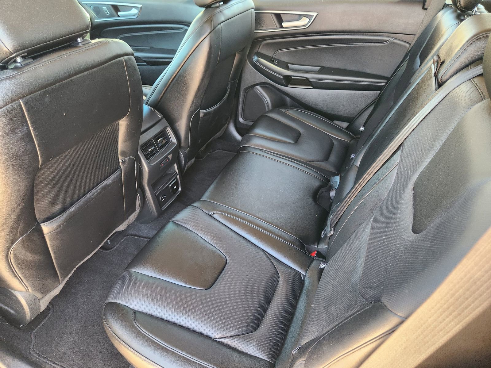 Used 2021 Ford Edge Titanium w/ Equipment Group 301A image 31