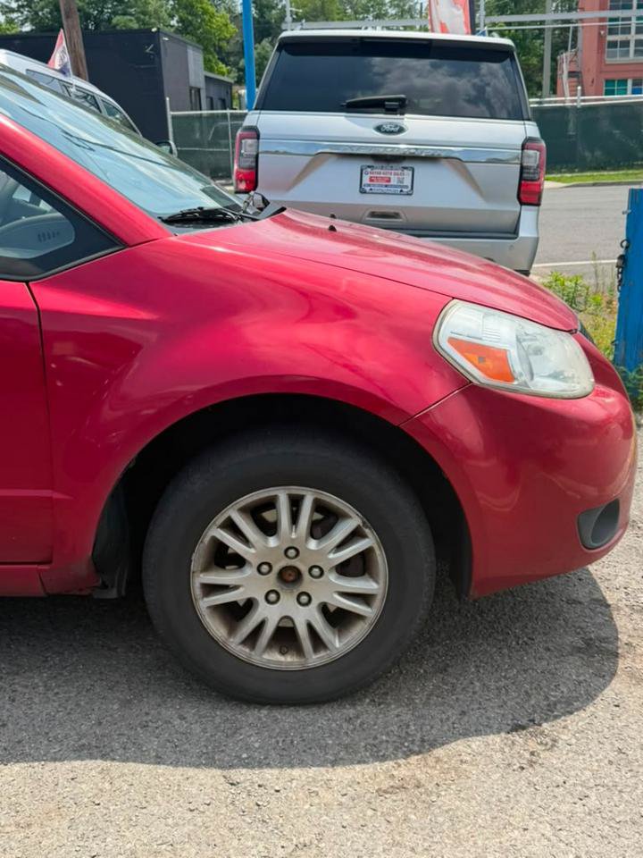 Used 2012 Suzuki SX4 LE FWD image 12