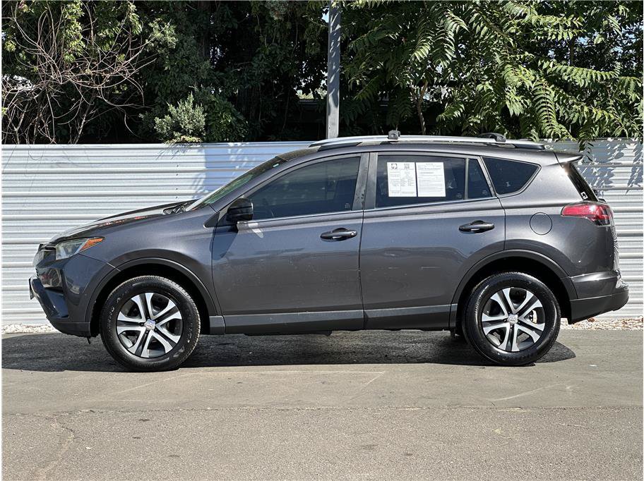 Used 2017 Toyota RAV4 LE w/ All Weather Liner Package AWD/4WD image 13