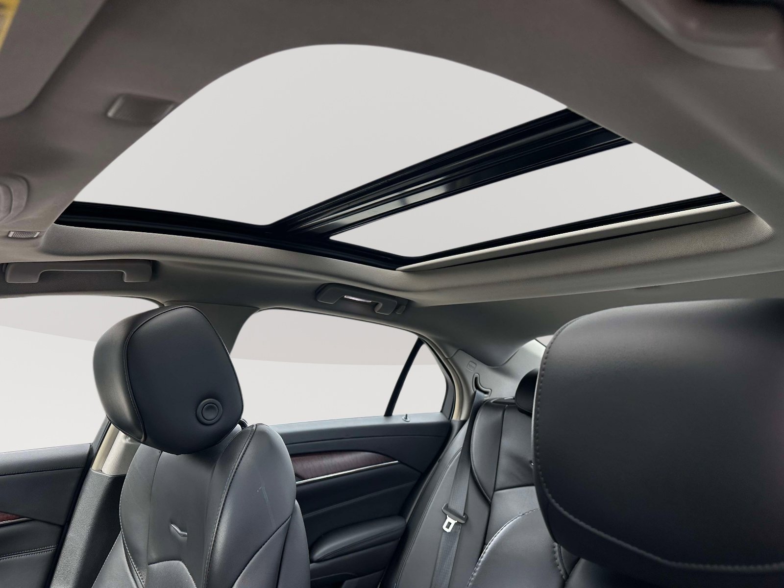 Used 2019 Cadillac CTS Luxury image 8