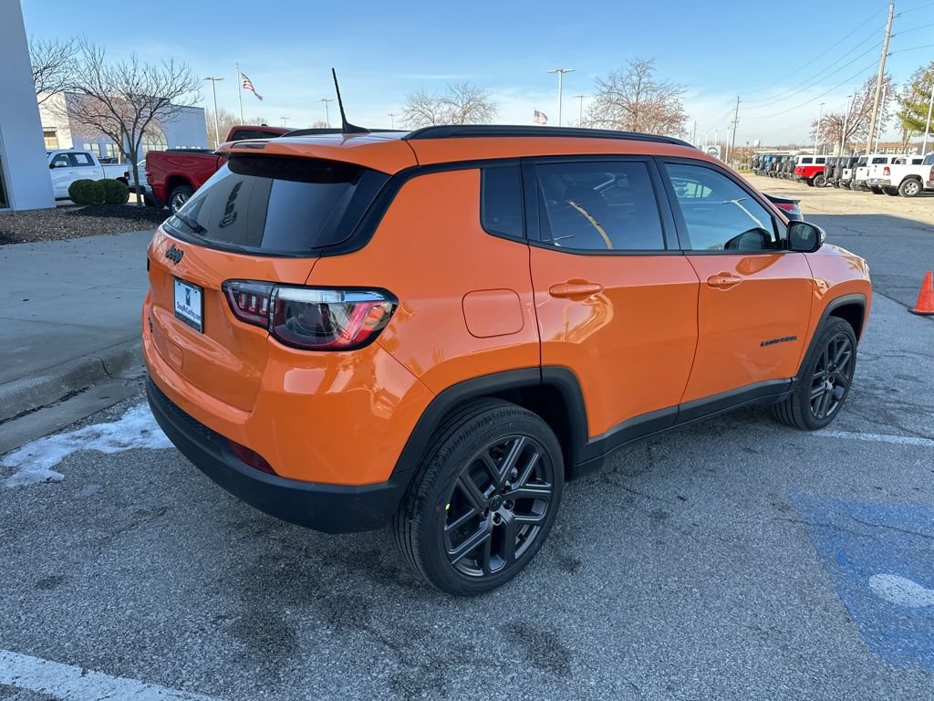 New 2026 Jeep Compass Latitude AWD/4WD image 30