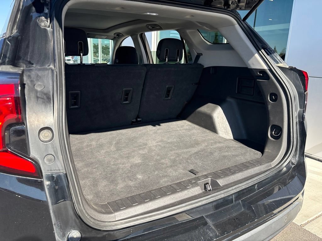 Used 2020 GMC Terrain SLE w/ Driver Convenience Package AWD/4WD image 18