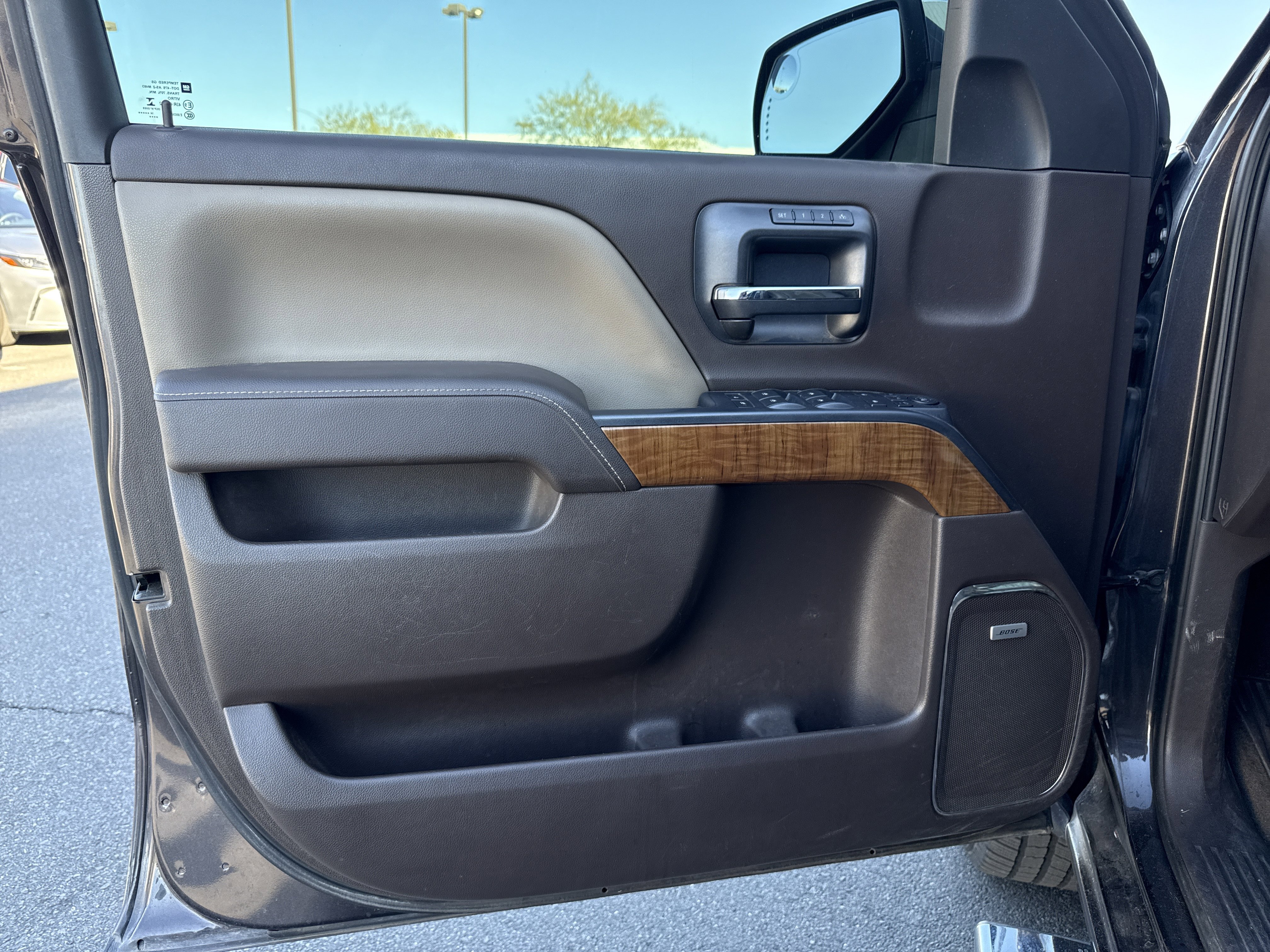 Used 2014 GMC Sierra 1500 SLT w/ SLT Crew Cab Value Package image 11