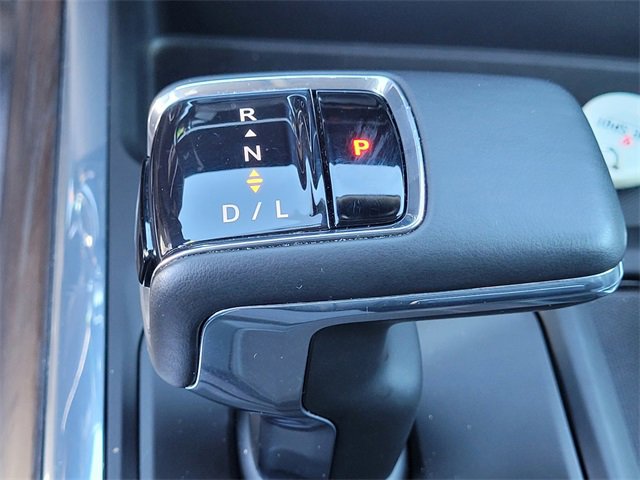 Used 2023 GMC Sierra 1500 SLT w/ SLT Convenience Package image 24