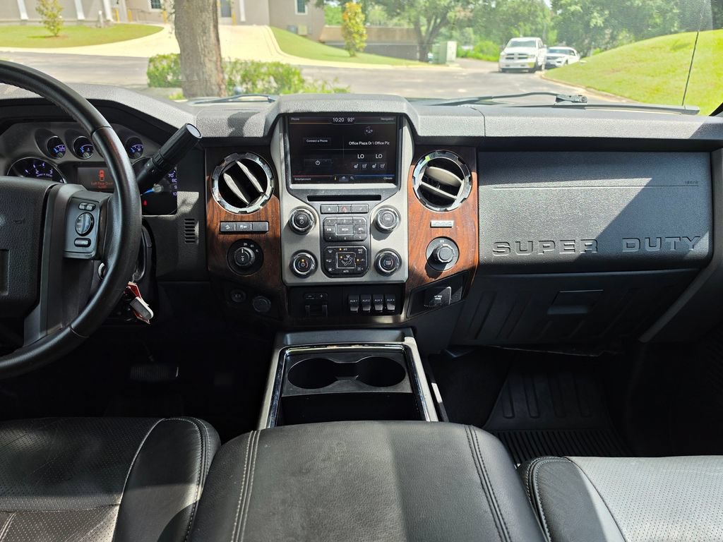 Used 2016 Ford F250 Lariat w/ Lariat Ultimate Package AWD/4WD image 15