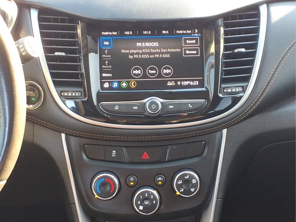 Used 2020 Chevrolet Trax LT w/ LT Convenience Package FWD image 20