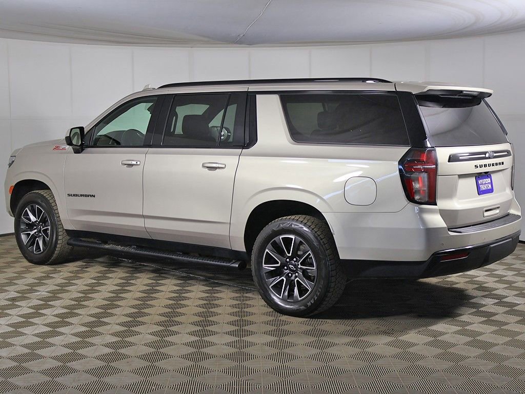 Used 2023 Chevrolet Suburban Z71 AWD/4WD image 11