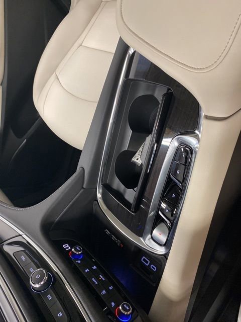 Used 2023 Buick Enclave Essence w/ Experience Buick Package image 14