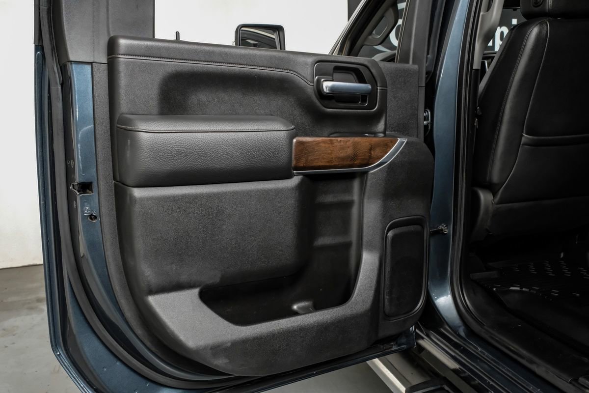 Used 2020 GMC Sierra 3500 Denali w/ Denali Ultimate Package image 42