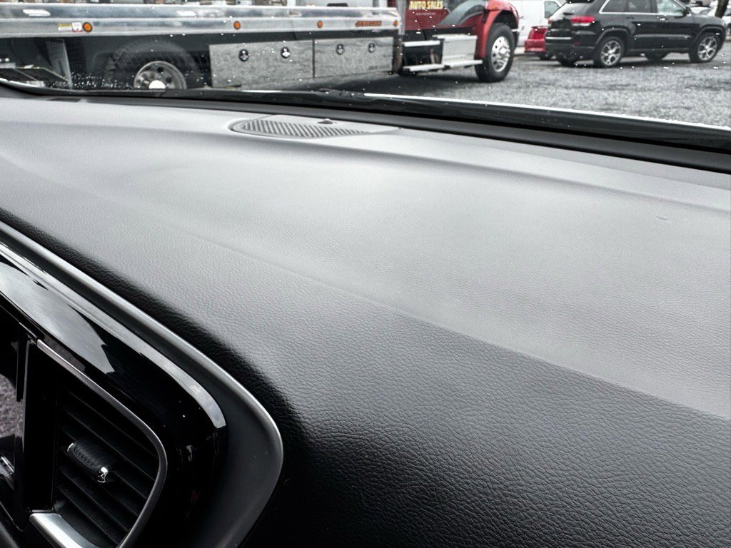 Used 2018 Chrysler Pacifica Touring Plus w/ S Appearance Package image 25