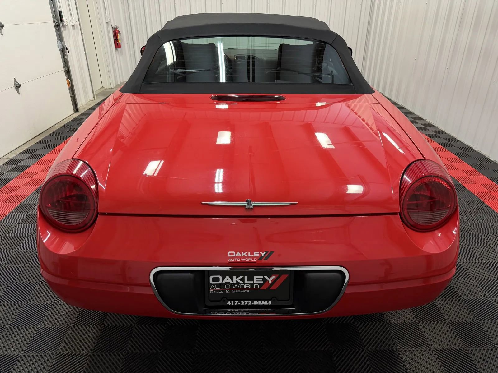 Used 2002 Ford Thunderbird image 7