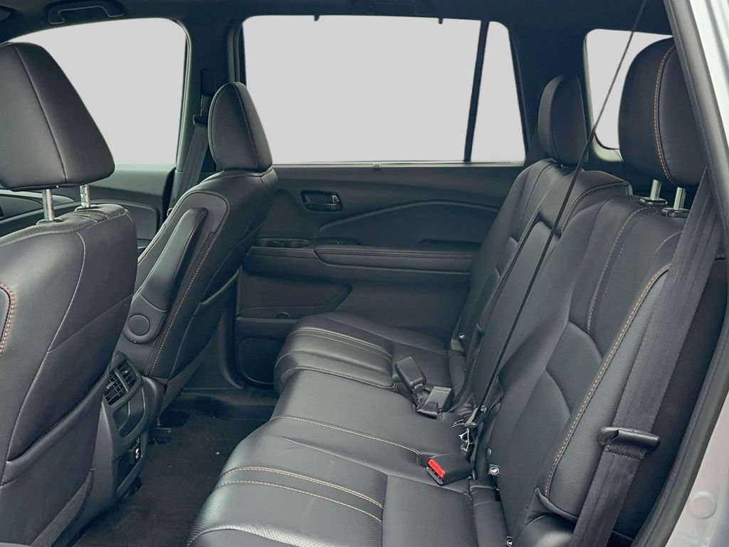 Certified 2023 Honda Passport TrailSport image 9