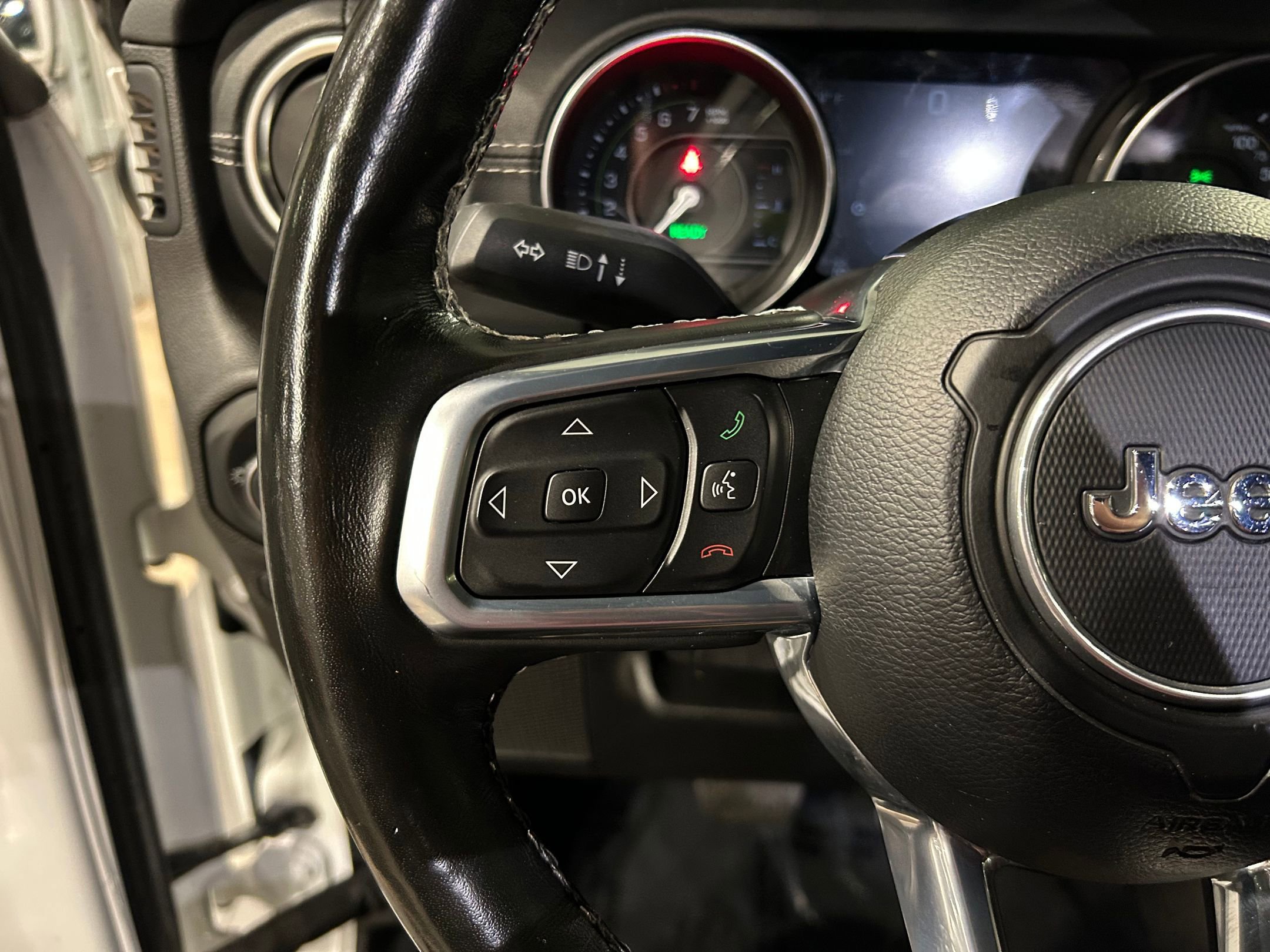 Used 2021 Jeep Wrangler Unlimited Rubicon 4xe w/ Steel Bumper Group image 14