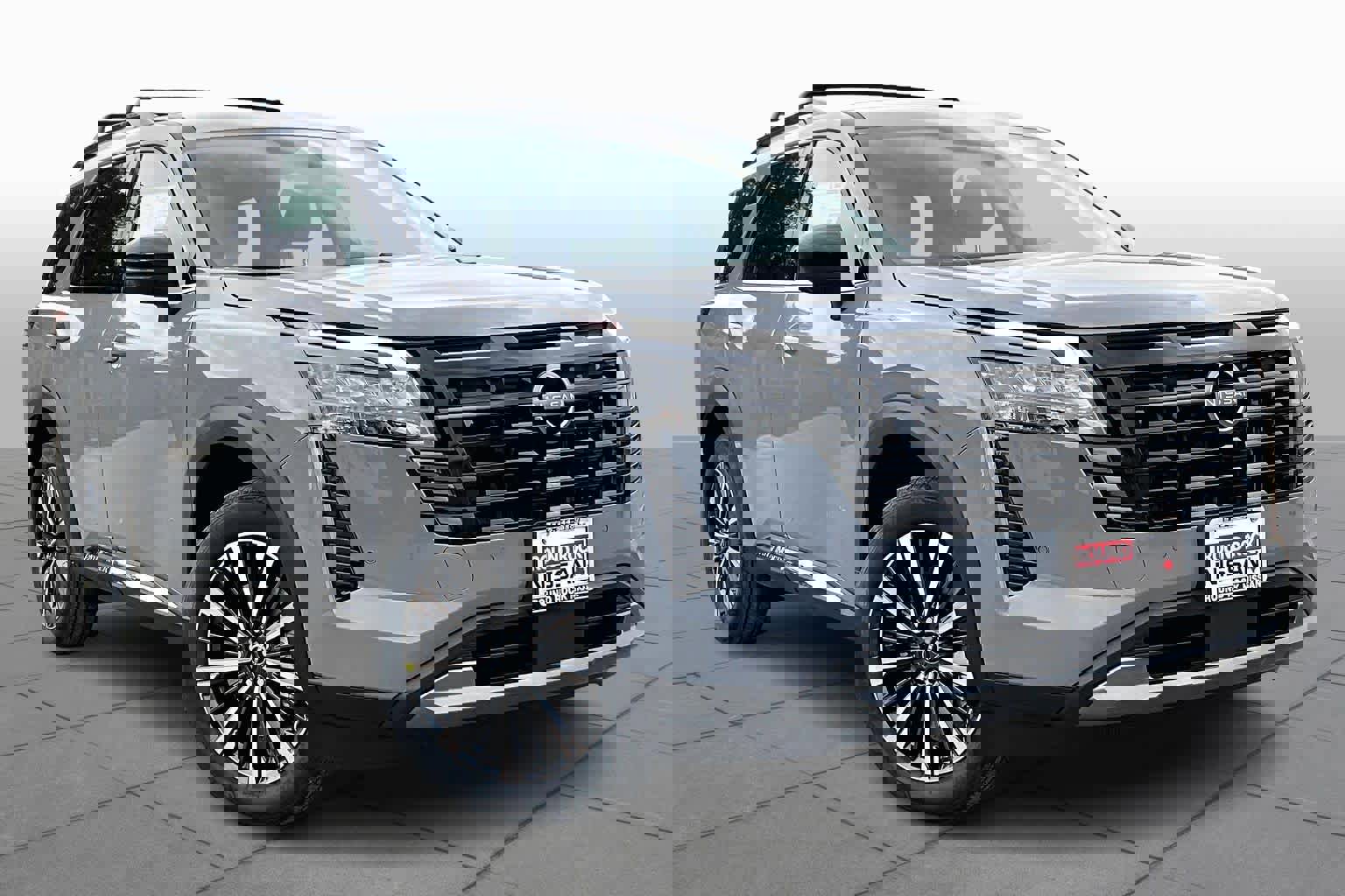 New 2026 Nissan Pathfinder Platinum w/ Cargo Package image 2