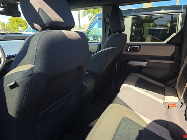 Used 2022 Ford Bronco Wildtrak image 11