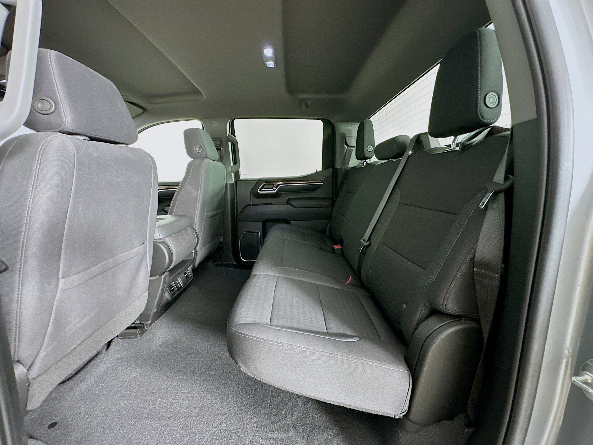 Used 2023 Chevrolet Silverado 1500 LT image 27