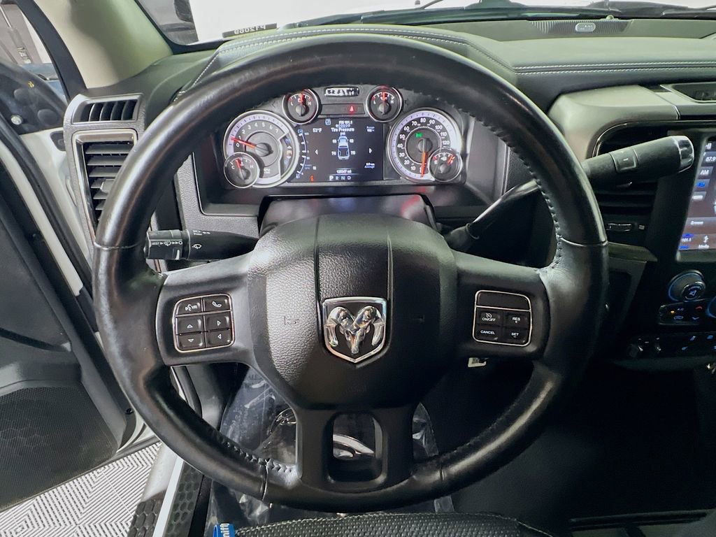 Used 2018 RAM 2500 Big Horn w/ Sport Appearance Group AWD/4WD image 10