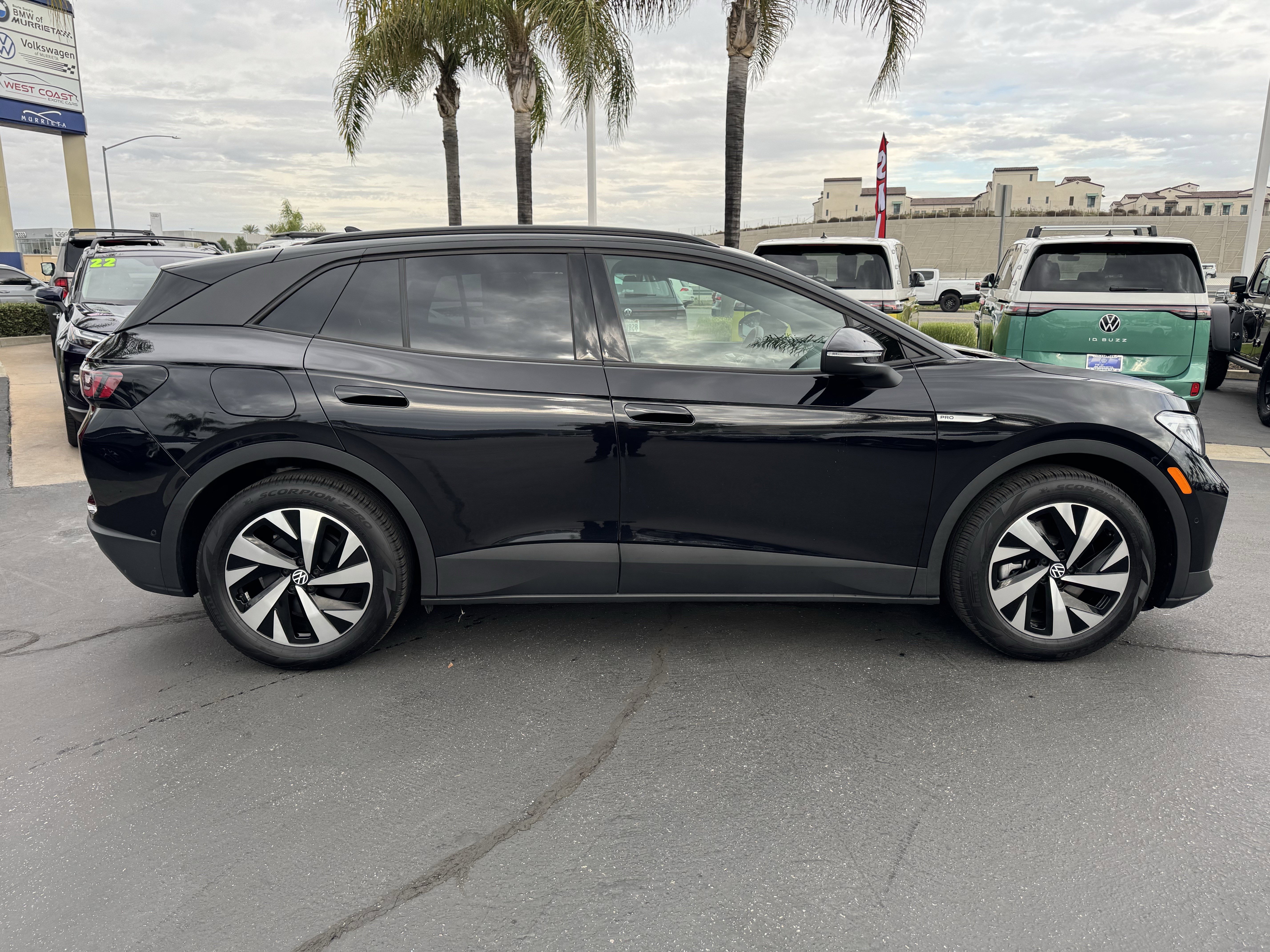 Used 2025 Volkswagen ID.4 Pro image 11