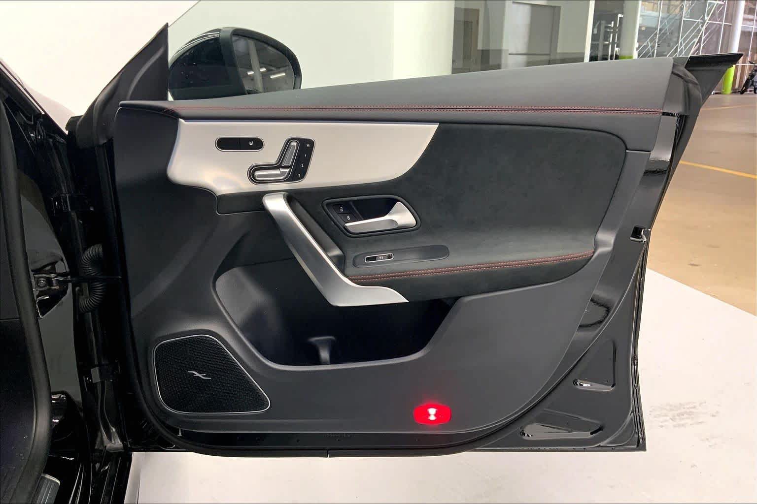 Certified 2024 Mercedes-Benz CLA 250 image 9