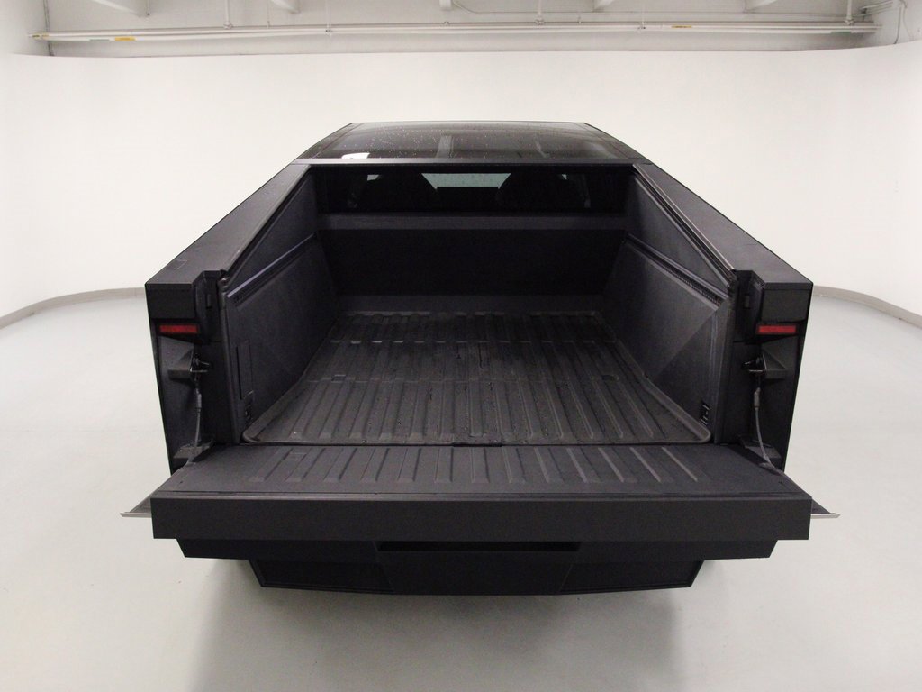 Used 2024 Tesla Cybertruck AWD Crew Cab image 6