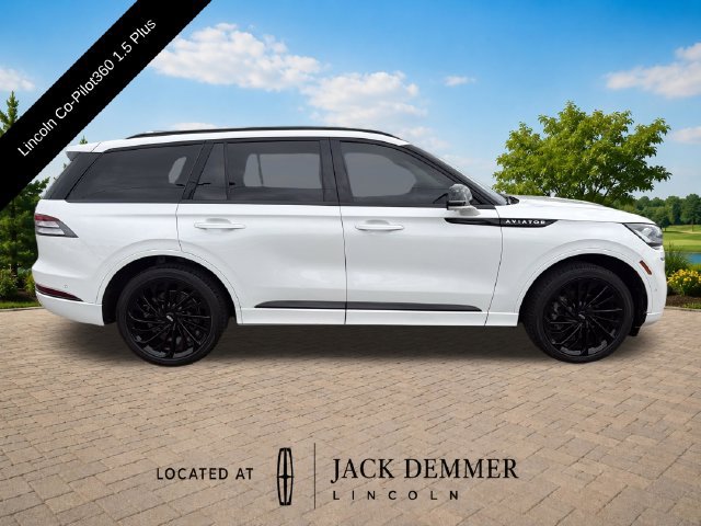 Used 2023 Lincoln Aviator Reserve w/ Equipment Group 201A AWD/4WD image 8