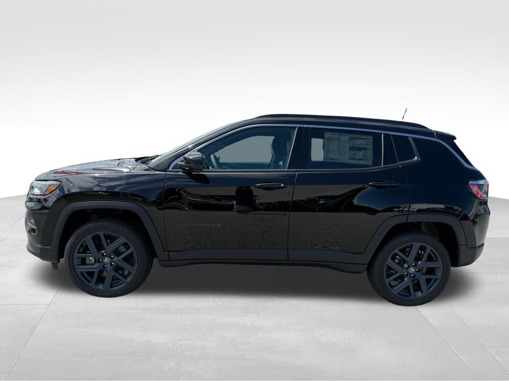 New 2026 Jeep Compass Latitude AWD/4WD image 2