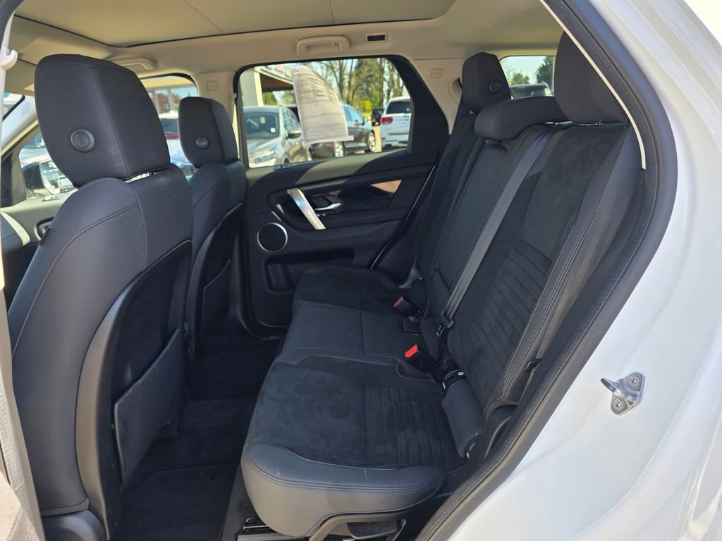 Used 2020 Land Rover Discovery Sport image 11