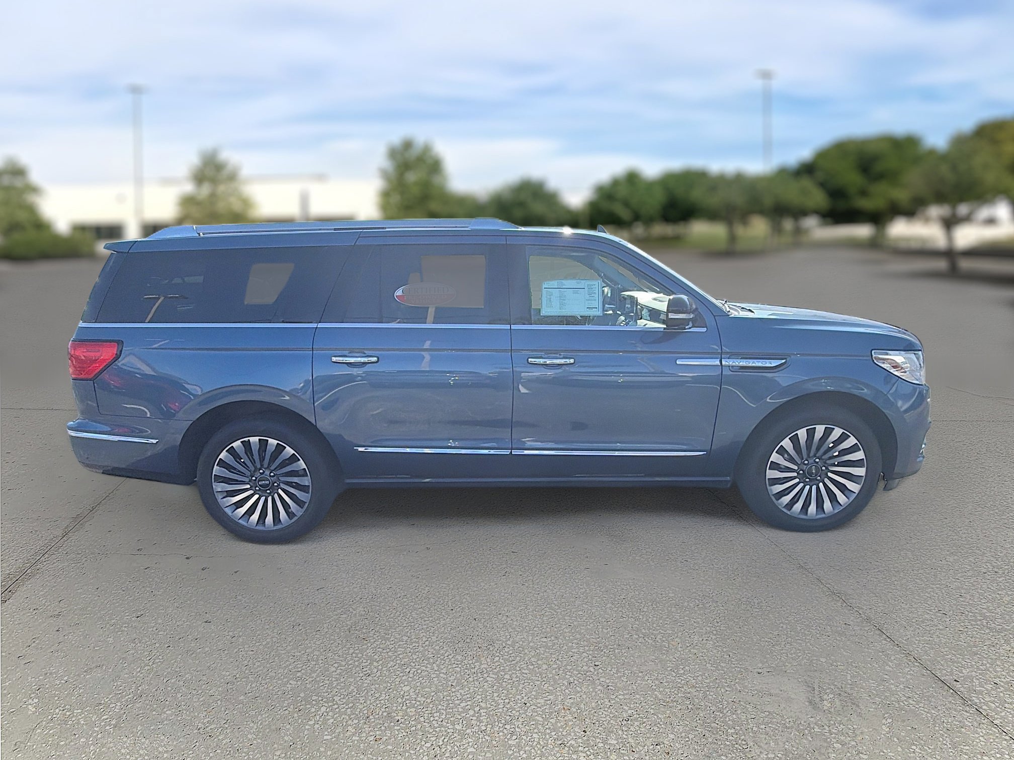 Certified 2019 Lincoln Navigator L Reserve AWD/4WD image 8