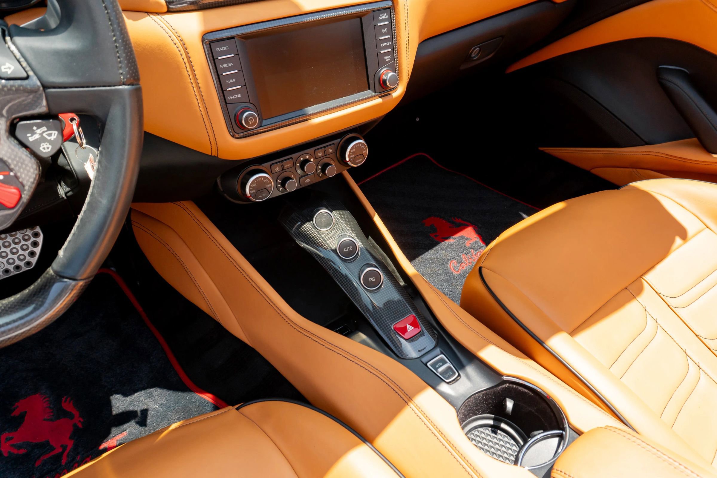 Used 2016 Ferrari California T RWD image 70