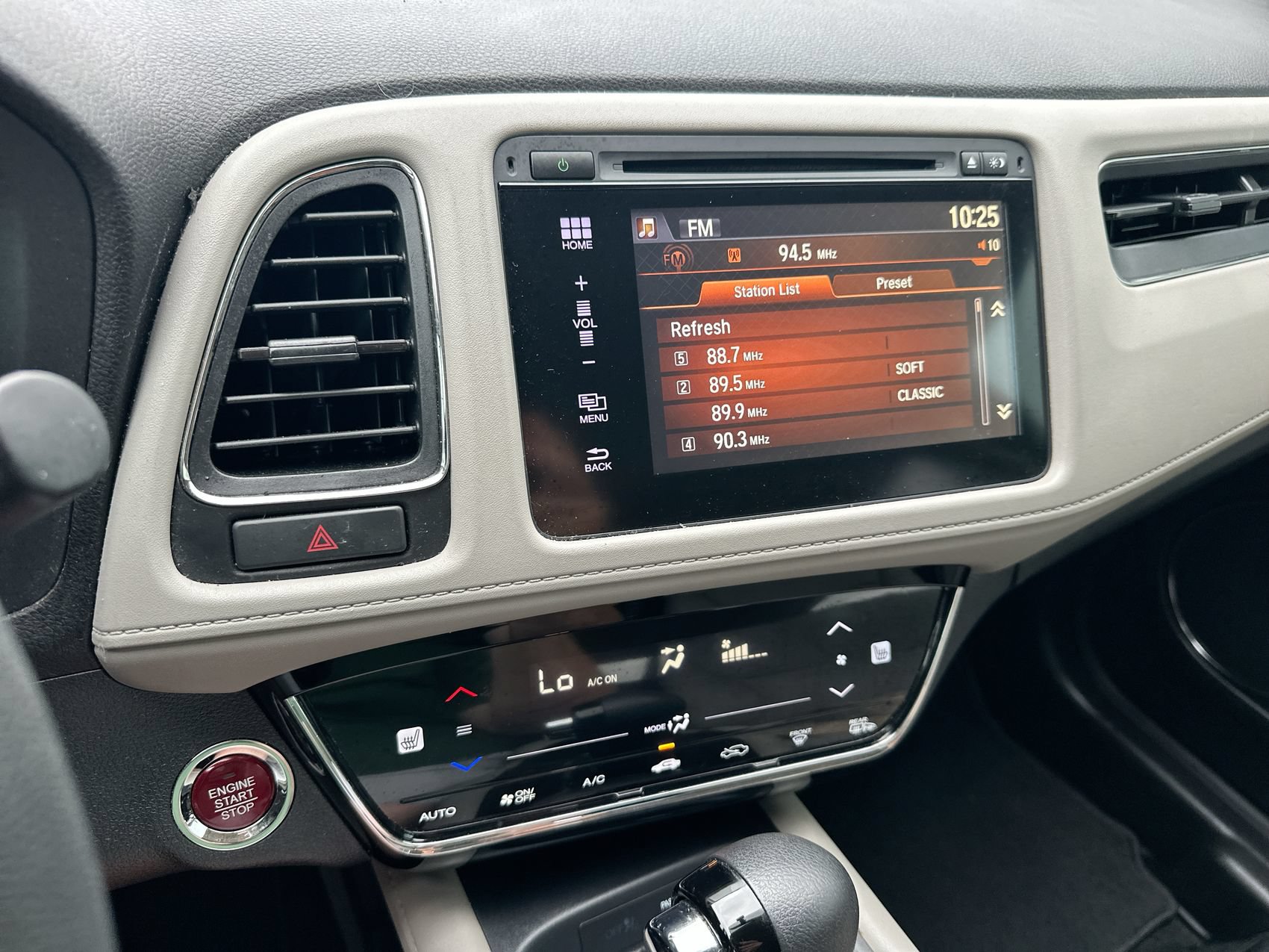 Used 2016 Honda HR-V EX image 16