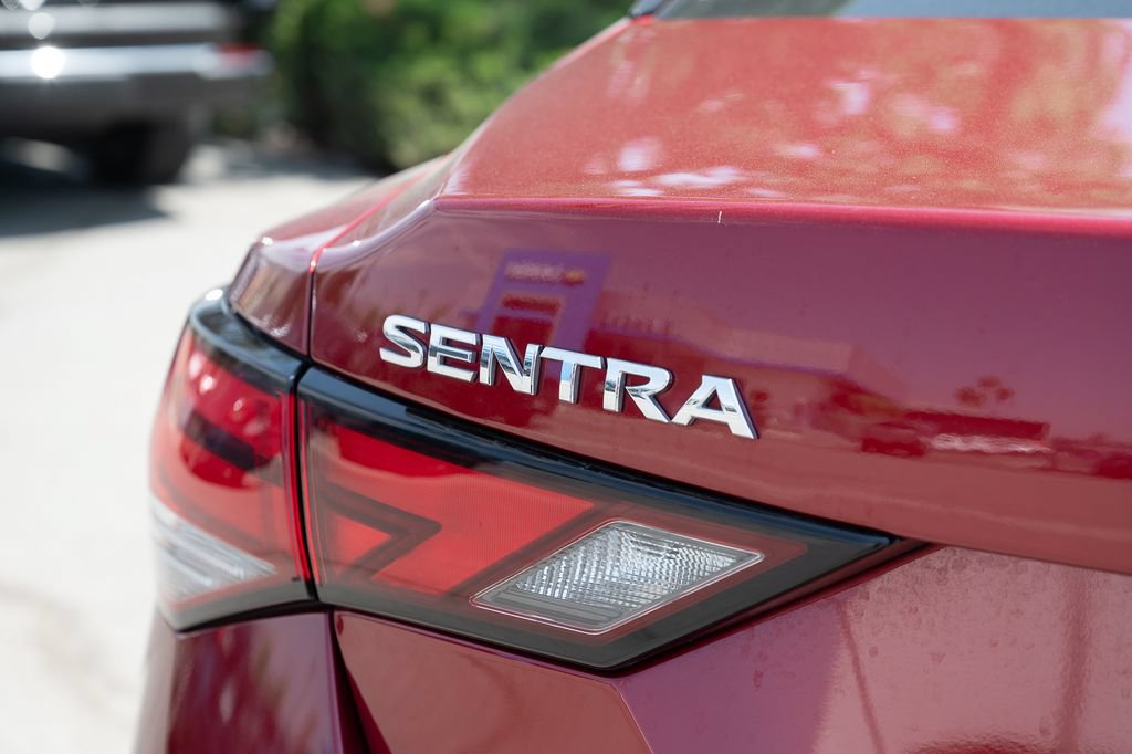 Used 2024 Nissan Sentra SV FWD image 12