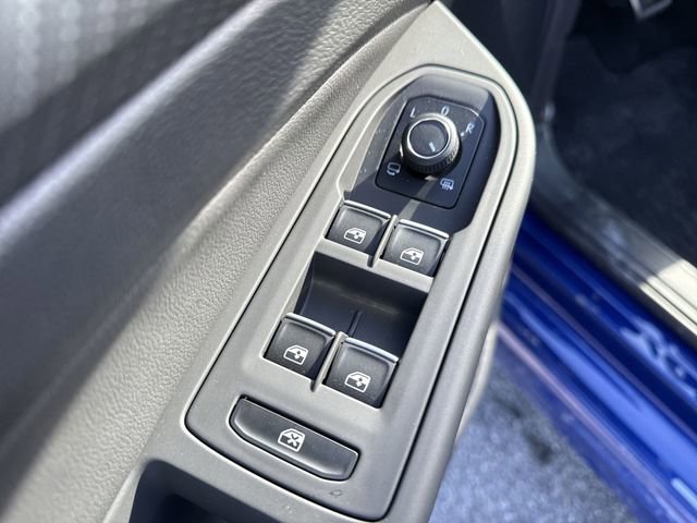 Used 2024 Volkswagen Golf R image 18