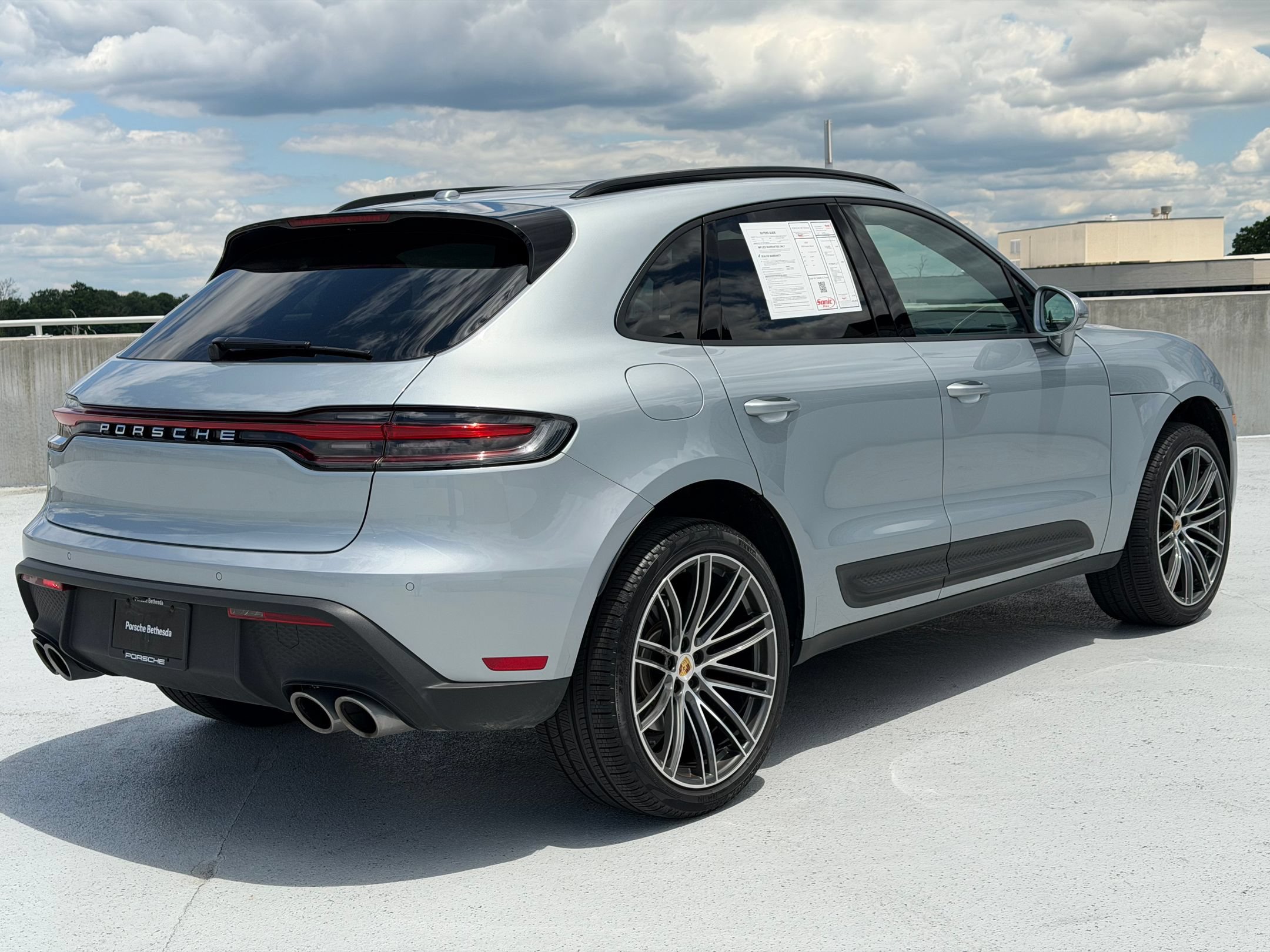 Certified 2026 Porsche Macan AWD/4WD image 7